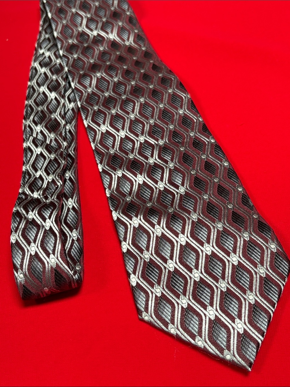 Pronto Uomo silk tie. NWT!